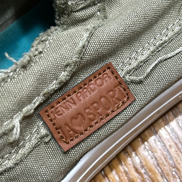 Jenn Ardor sneakers. No size but fits like an 8.5.  Good used condition - Picture 4 of 9